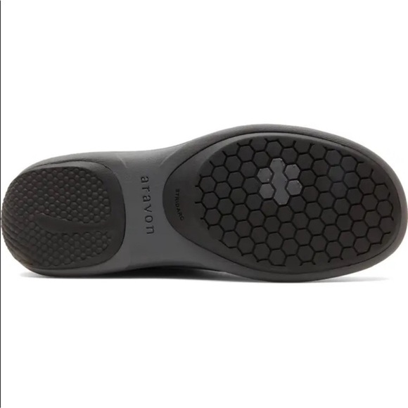 Aravon Women's Rev Stridarc Waterproof Low Boots - Picture 3 of 11